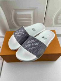 Picture of LV Slippers _SKU687984750412018